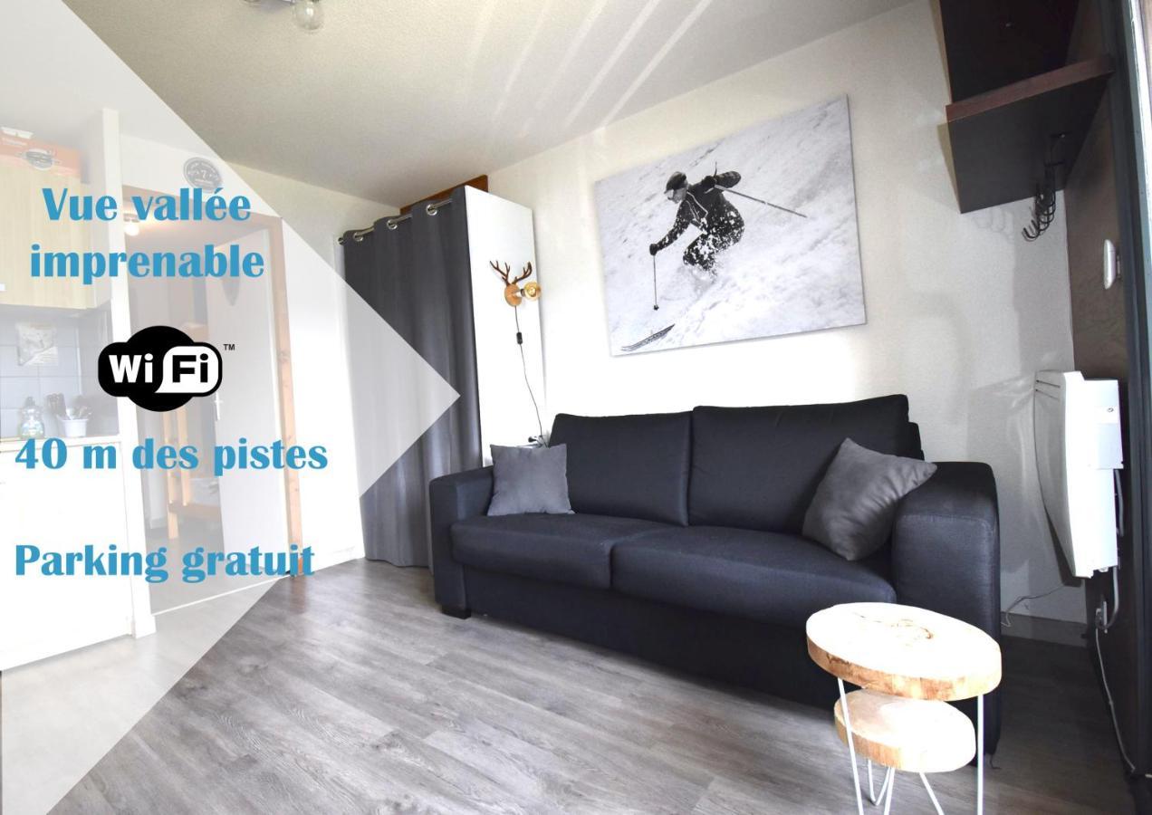 Au Pied Des Pistes: Cozy Studio with Valley Views and Wi-Fi Saint-Jean-d'Aulps Exterior photo